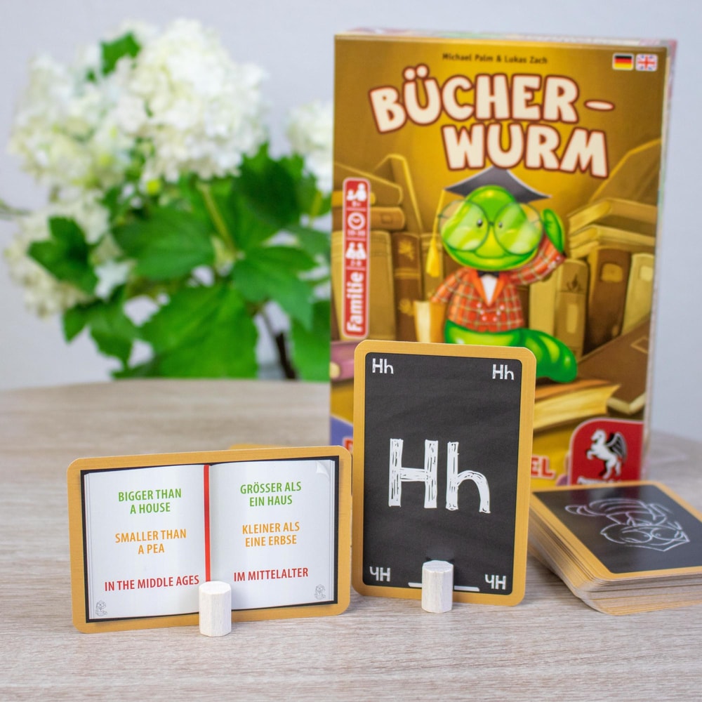  Pegasus Spiele Bücherwurm - Das Kartenspiel 18322G (ab 8 Jahre, 2 - 8 Spieler, 10 - 30 min)
