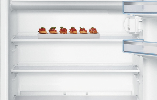 Bosch Serie 2 KIL18NFF0 + KSZGGM00 Kühlschrank mit Gefrierfach Integriert 129 l F Weiß